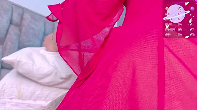 Alhara_Luna webcam