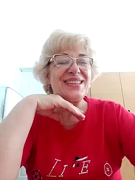 52MiaLove02 webcam