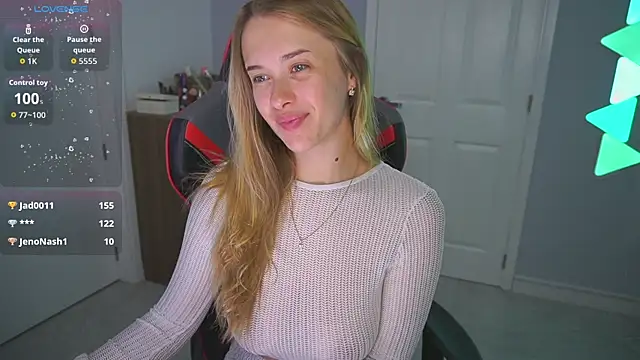 danikadillan (F young) - Goal -  tease with boobs