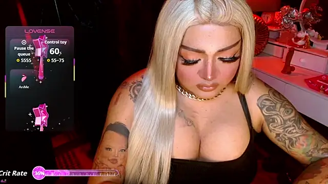 TiffanyWolf webcam