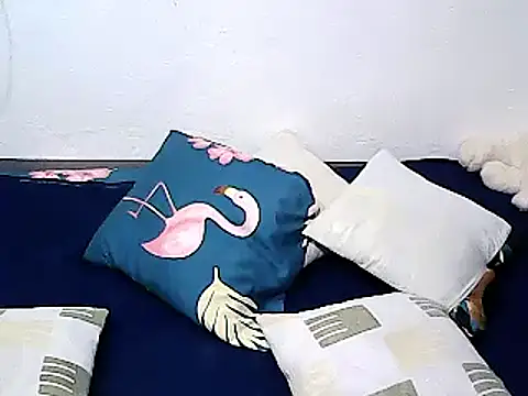 xxhottinybabe webcam