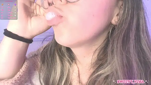 sweettvera webcam