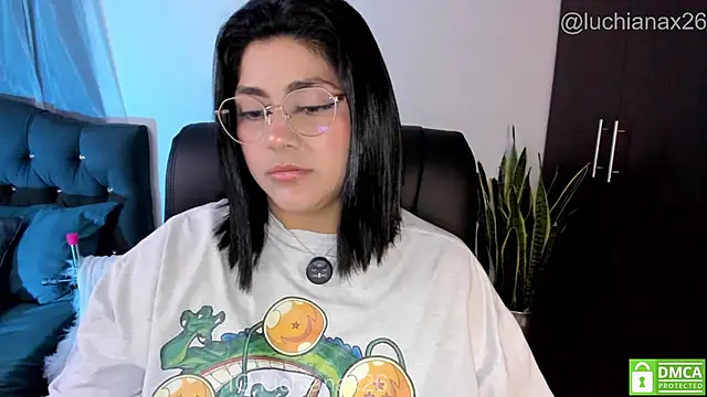 lucy26_ webcam