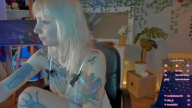 tattoo_art_baby webcam