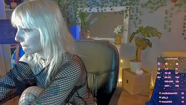 tattoo_art_baby webcam
