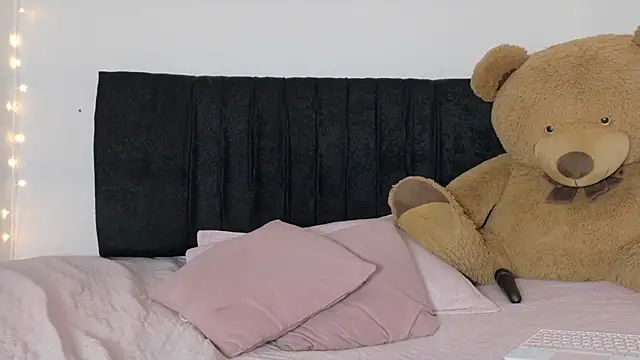 Natashaparker__ webcam