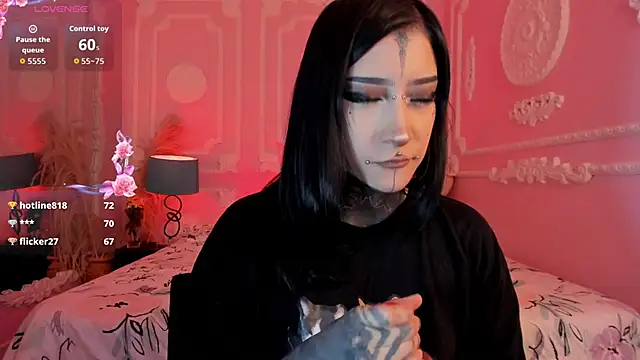 Kat_VonDe webcam