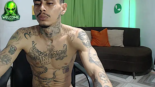 alpha_zom (M young) - CUM EXPLOSION SHOW 👽🍆