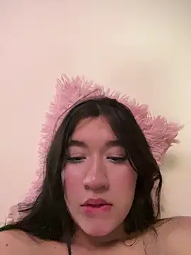 Emi_blair webcam
