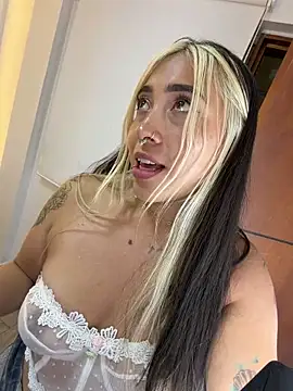 ManuelaVeeleez webcam