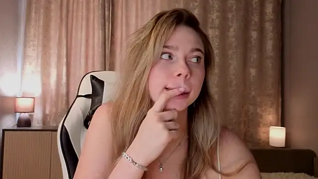 DonaDebore webcam