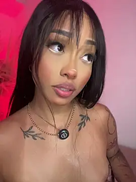 ItsBellaPorch webcam
