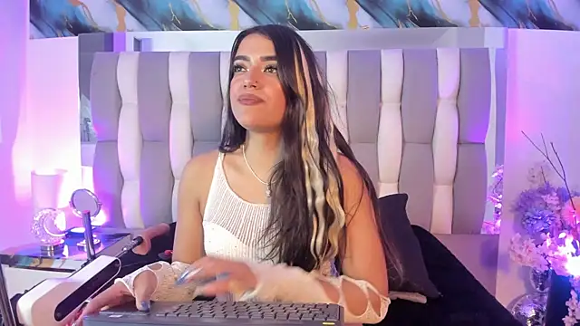 IsaDiiaz webcam