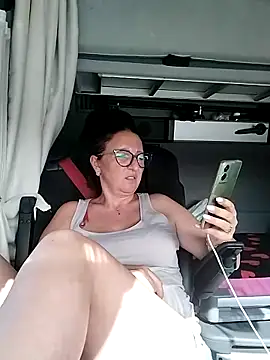 Milfa_nimfomana webcam