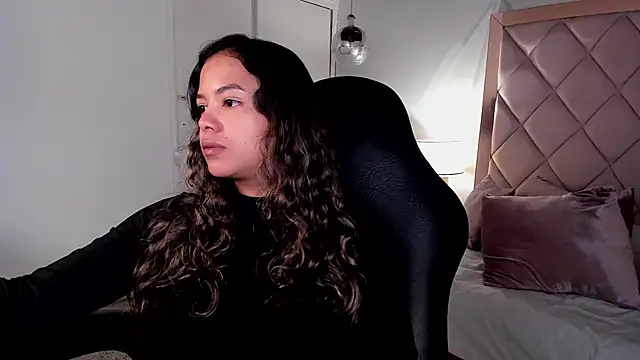 dulce_lyraa1 webcam