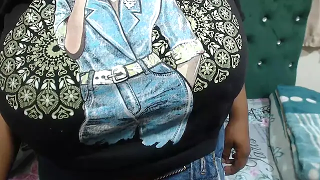 EnigmaticGoddess webcam