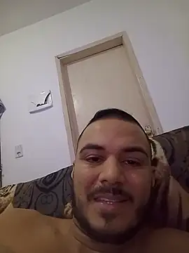 Edneishenrique webcam