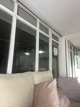 GabyLopez_Pink webcam