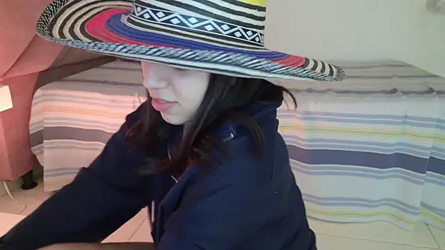 eva_sin18 (F young) - double penetration