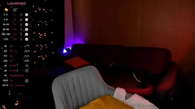 AnyaTaylor_ webcam