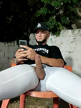 PIGHIGHDIRTY_p0 webcam