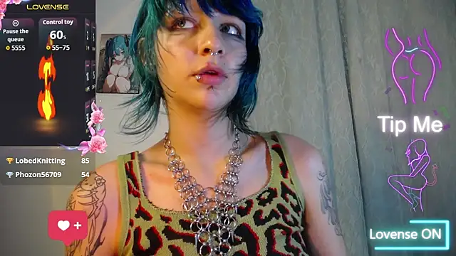 angel__dreams (F teen) - Get naked