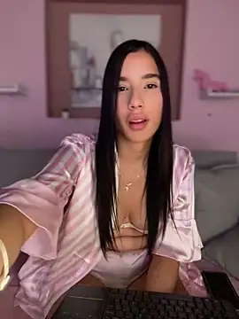 Watch Praga_Pink live on EroticFlix - High definition streams