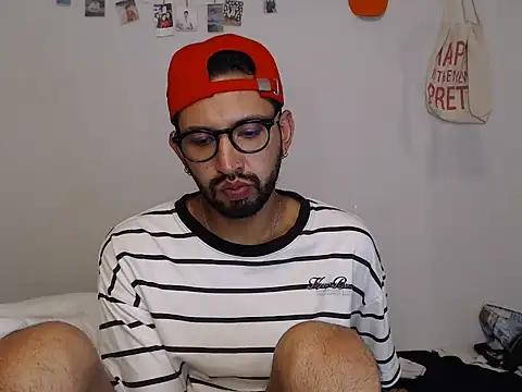 thomass1018 webcam
