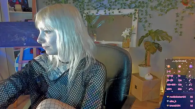 tattoo_art_baby webcam