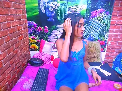 IndianPretty14u2Luv webcam