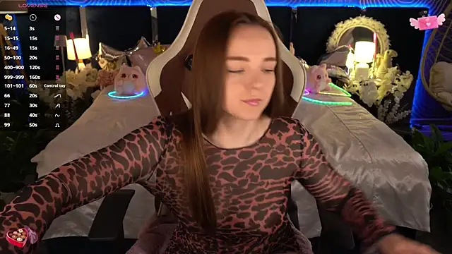 FoxyShy webcam