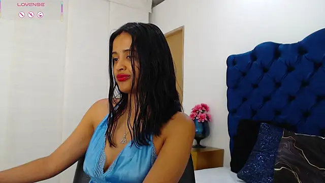 Lili666_ webcam