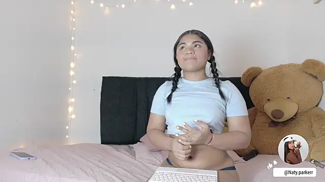 Natashaparker__ webcam