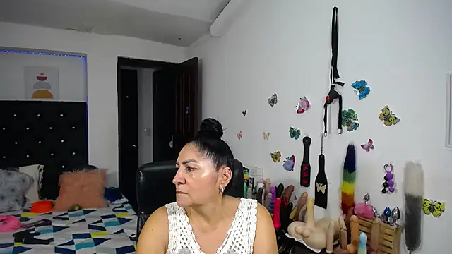 mature_bigboobs10 webcam