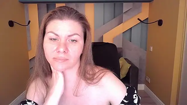 LunaKissesx live cam on StripChat
