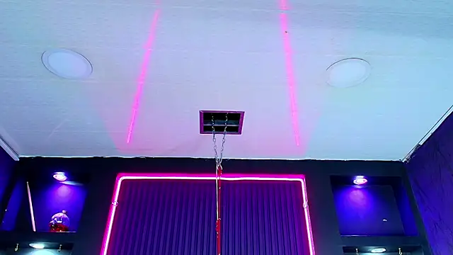 MrEbonybdsm webcam