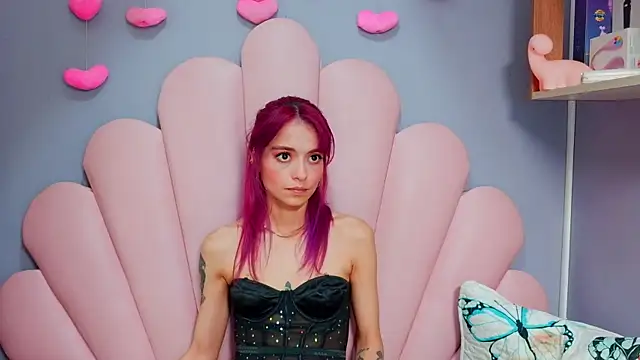 luci_miller webcam