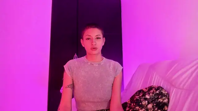 vandalovee_ webcam