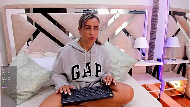 Samanta_Vanegas webcam