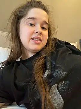 HornyGirlH webcam