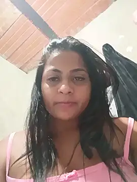 Giselabrunette25 webcam