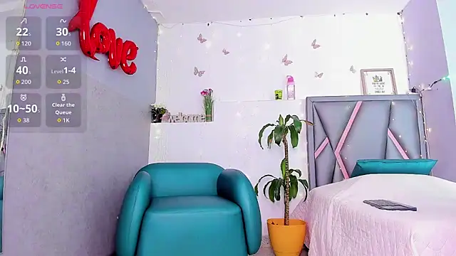 Watch aurora_tziu live on EroticFlix - High definition streams