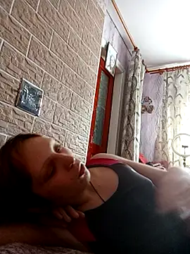 Watch Ponka2011 live on EroticFlix - High definition streams