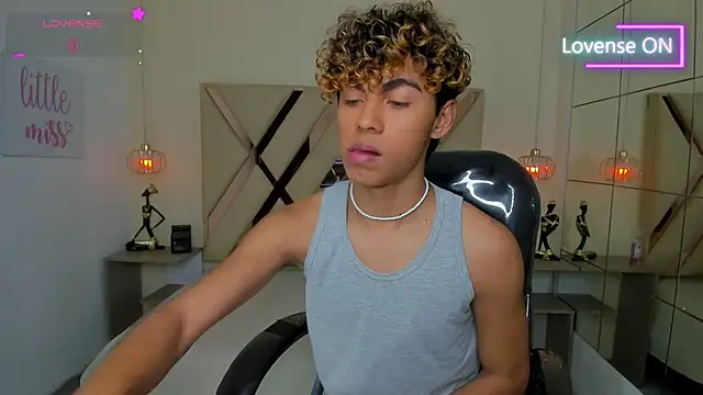 Anyelo_Twink webcam