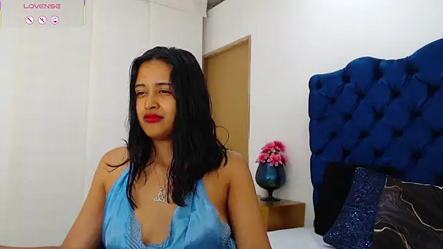 Lili666_ webcam