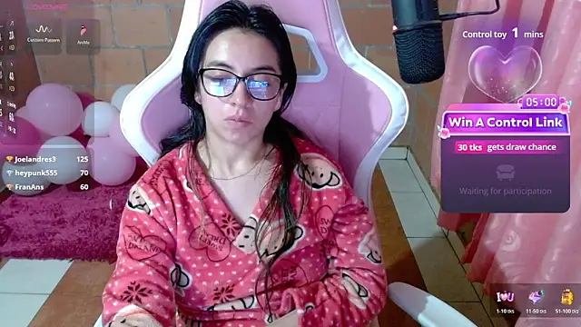 Watch Maggie_Fox3 live on EroticFlix - High definition streams