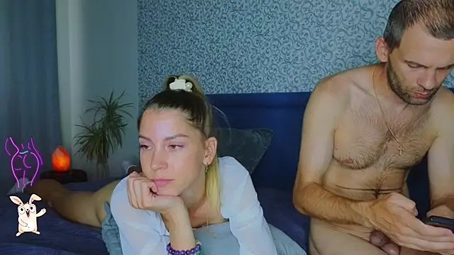 Kristi_Wolf webcam