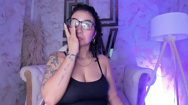 sarah_sluty webcam
