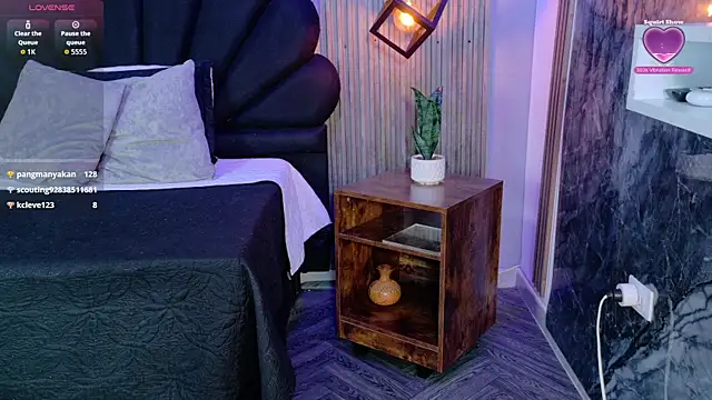 vicky_lopez webcam