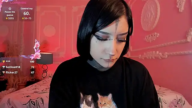 Kat_VonDe webcam